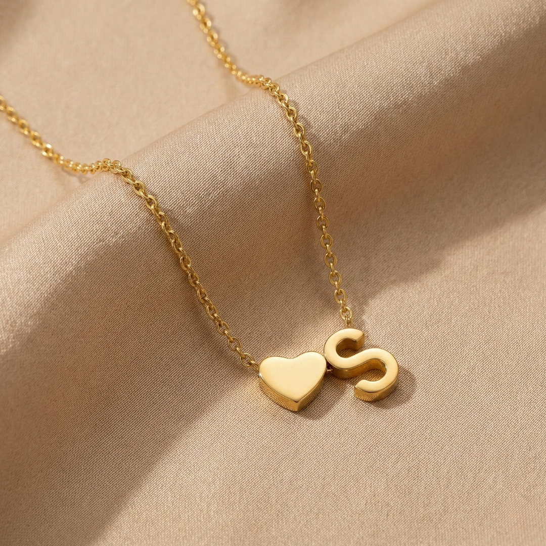 Lovetra - Halskette mit Initial