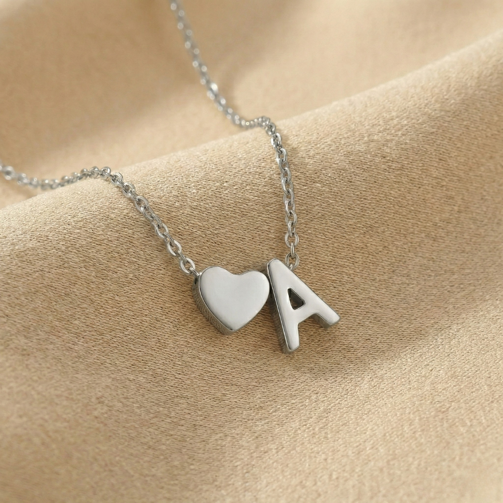 Lovetra - Halskette mit Initial