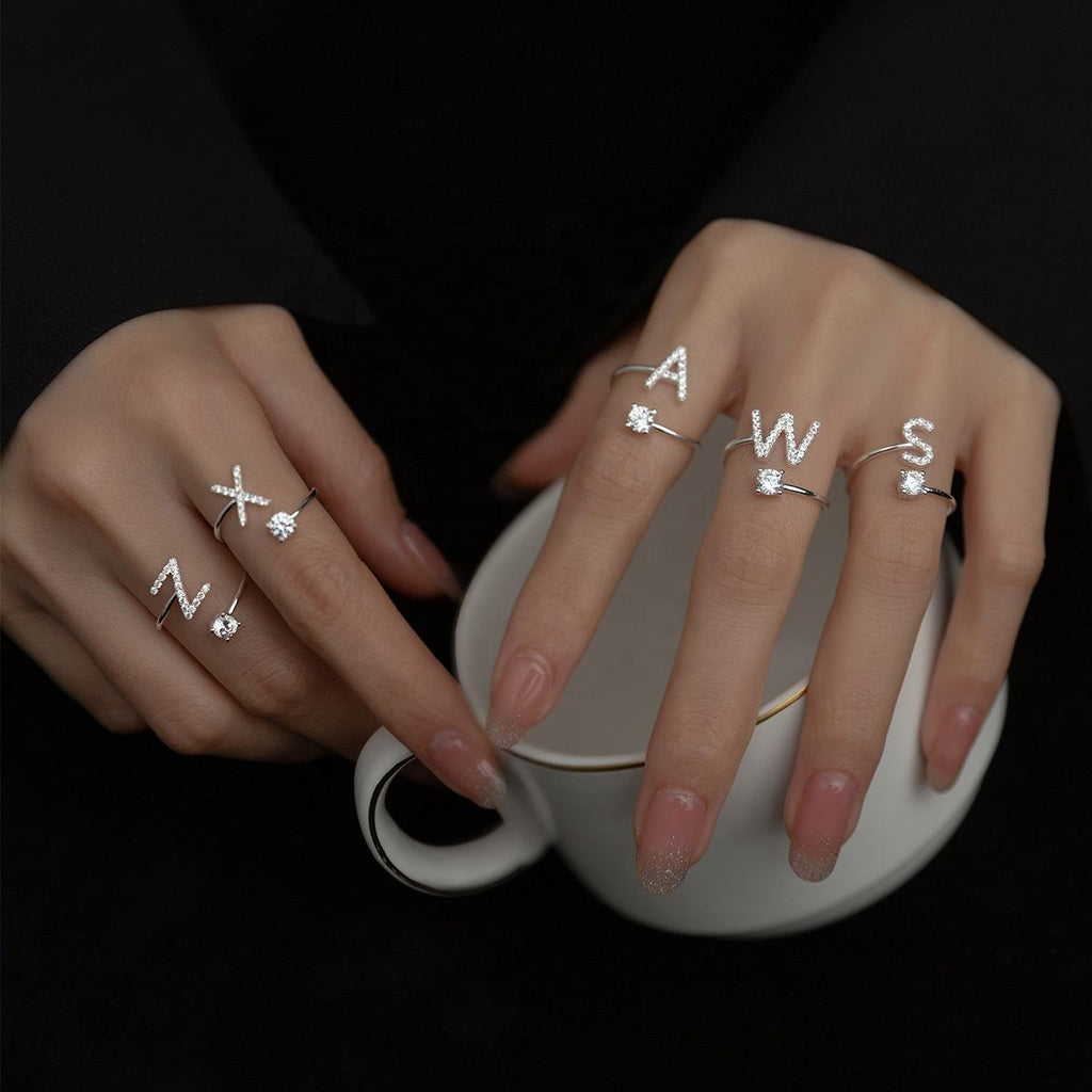Lovéra – Ring mit Initiale